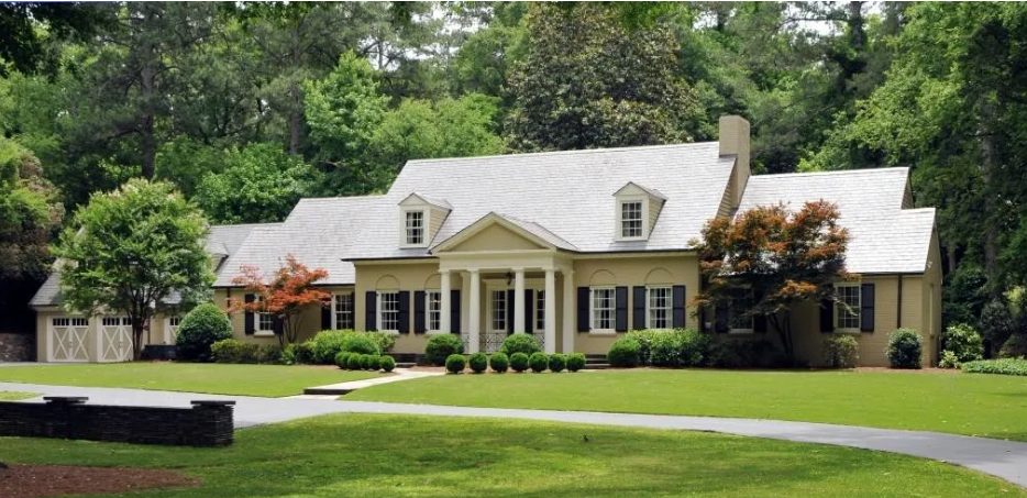 Screen-Shot-2023-02-16-at-11.18.43-AM Hand split cedar shake roofing on upscale home in Georgia